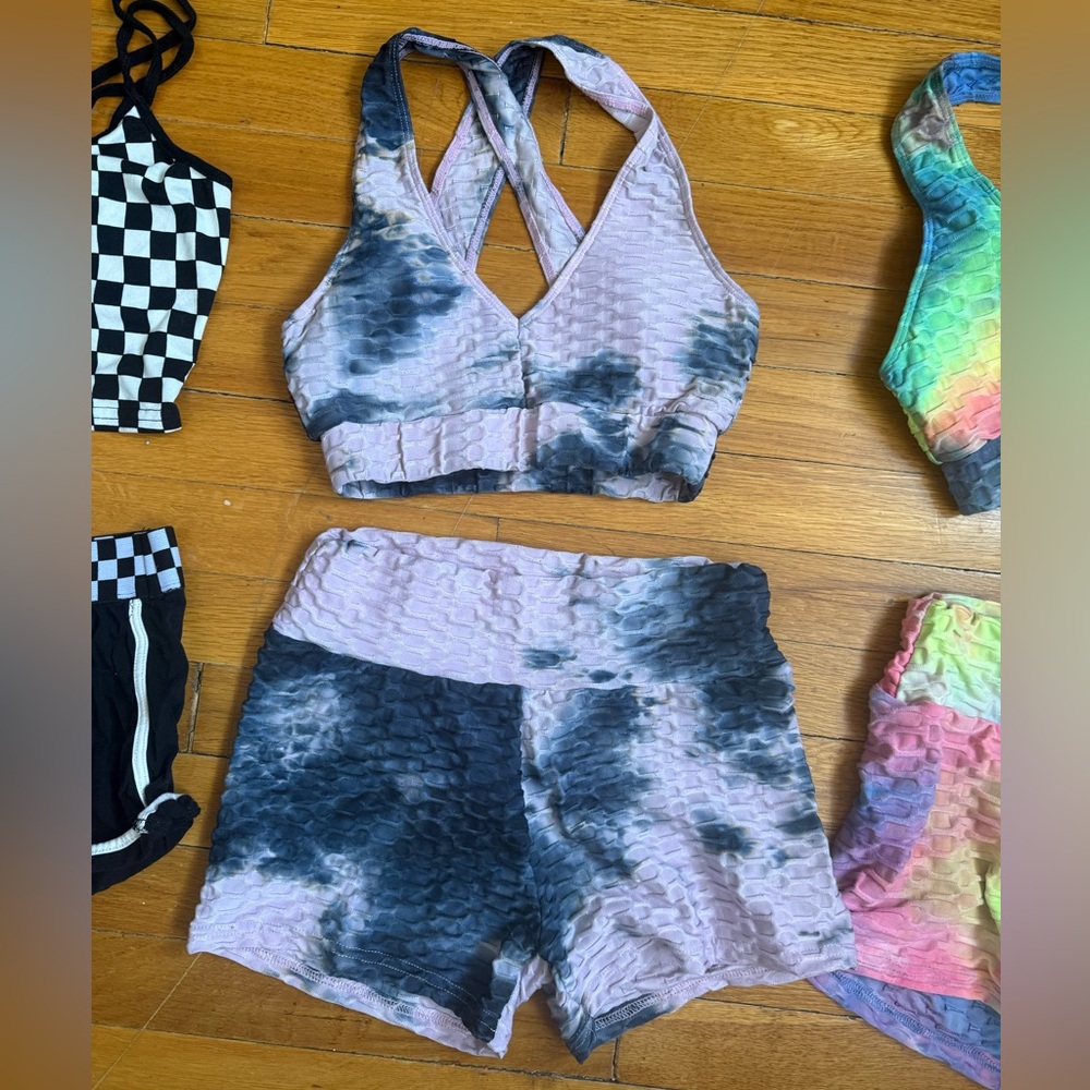 3 sets bundle Activewear Set - Picture 3 of 10